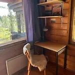 Viihtyisae Moekki Riekkojen Mailla Hetassa Ferienhaus