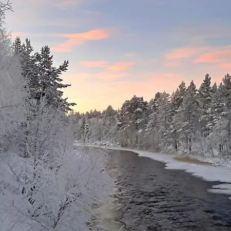 Viihtyisae Moekki Riekkojen Mailla Hetassa *