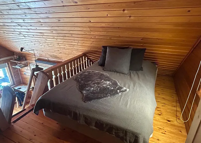 Viihtyisae Moekki Riekkojen Mailla Hetassa